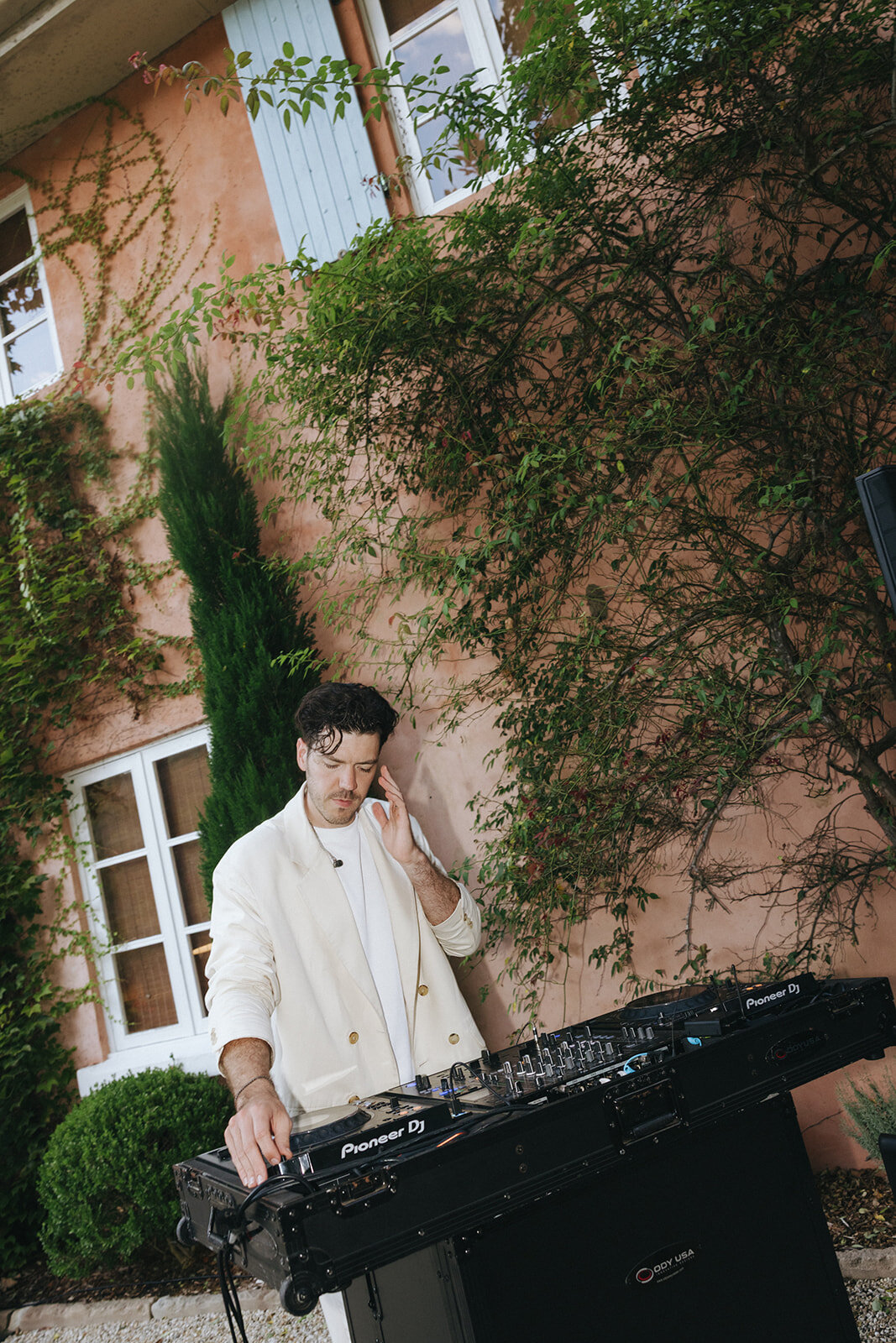 Josh Parish, Melbourne wedding DJ